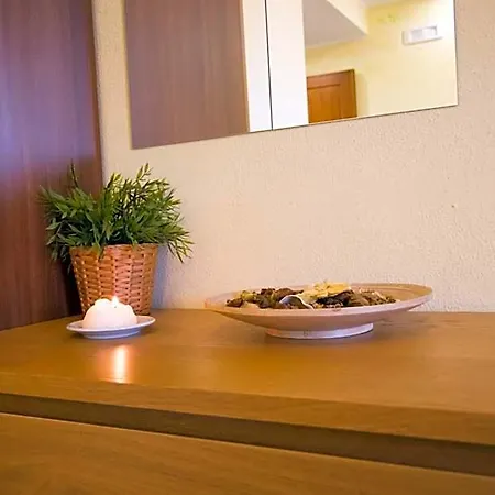 Bed & Breakfast Belon B&B Poli Casilino 4*